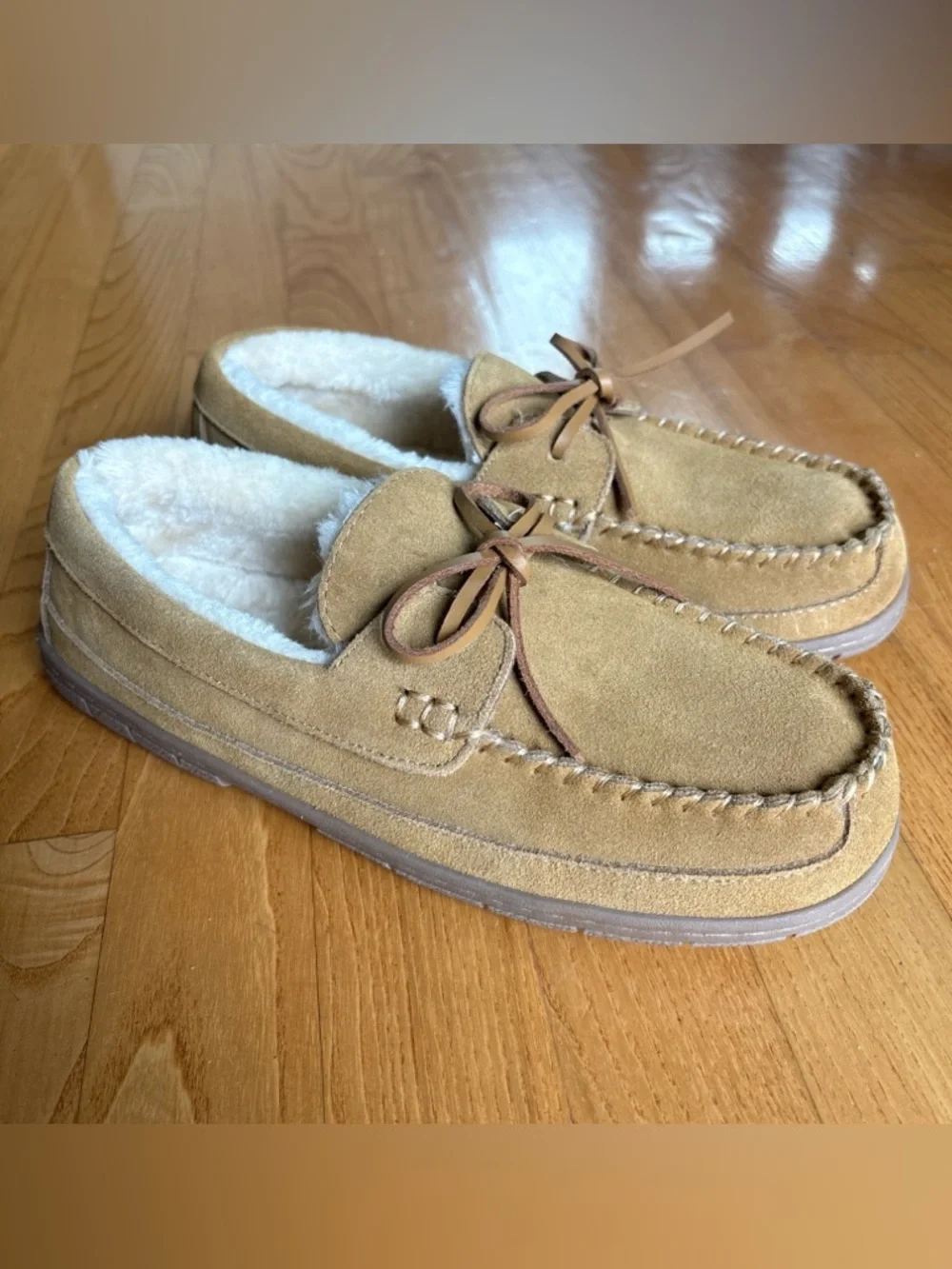 Lands End Mens Suede Moccasins Faux Fur Lined Slippers Brown English Tan Size 8M